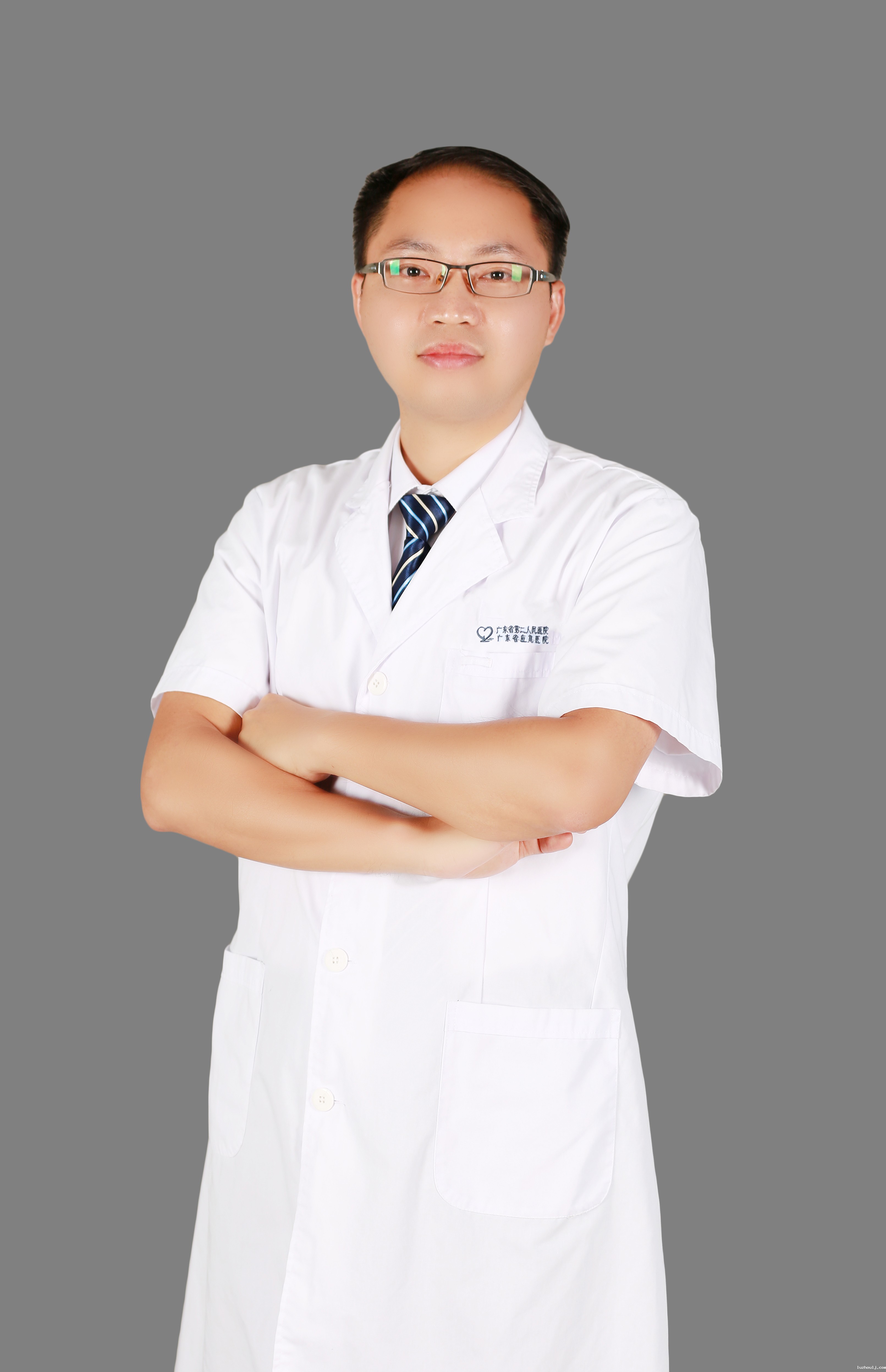 张海春.jpg